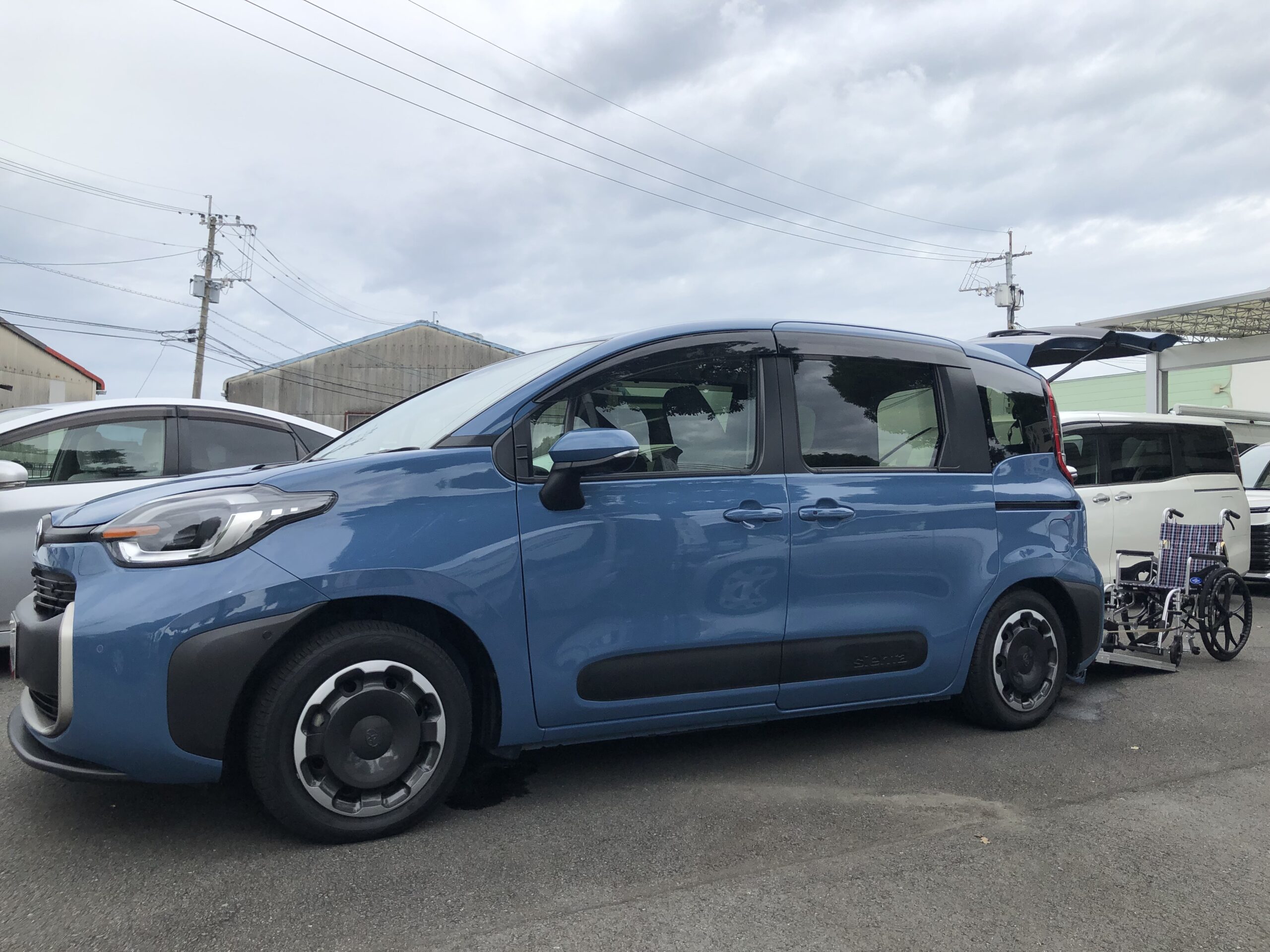 シエンタHV Z 車いす仕様車タイプⅠ
