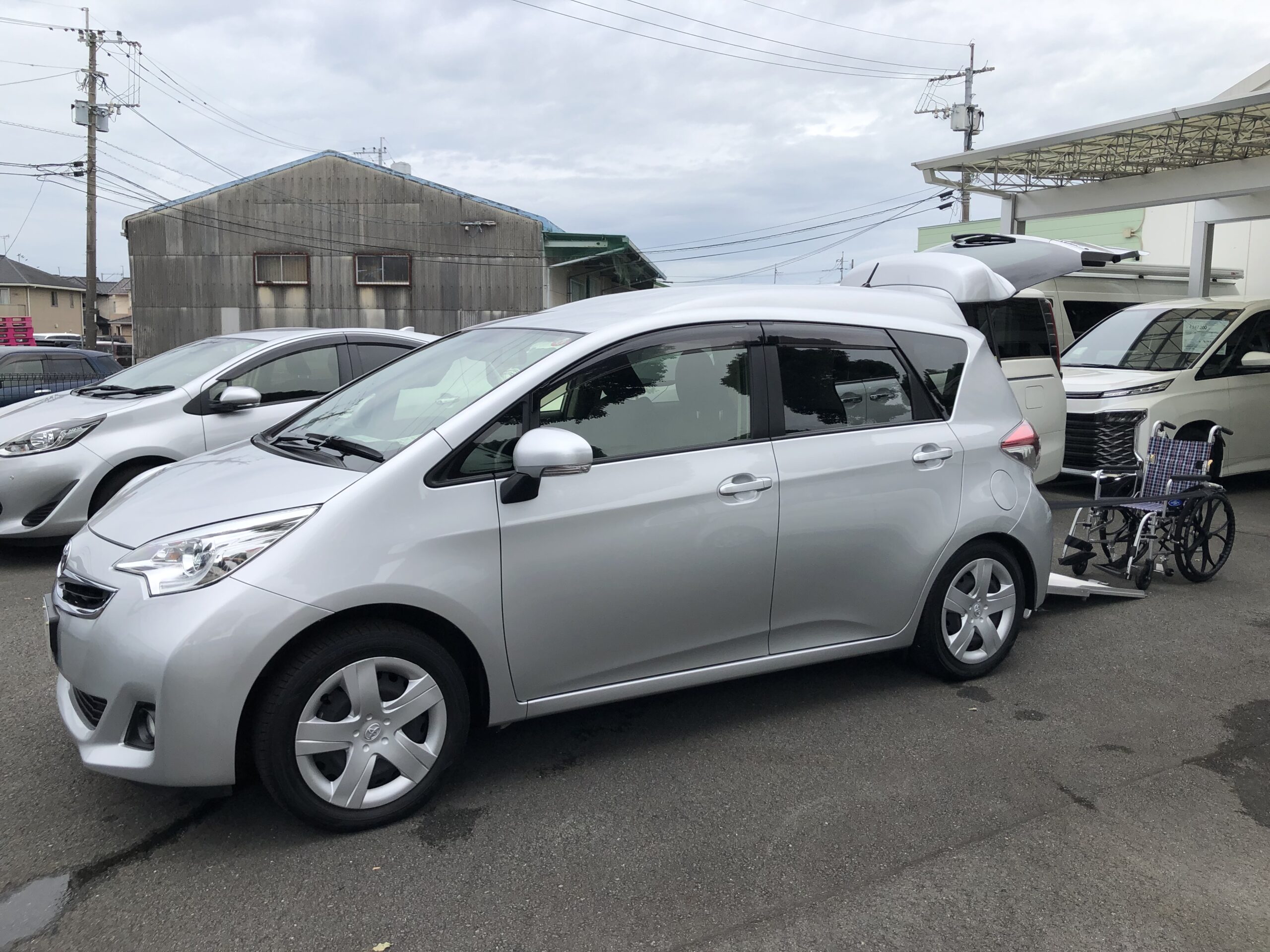 ラクティス G 車いす仕様車